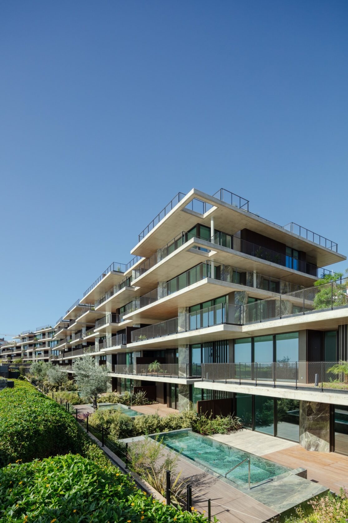 Savoy Residence Monumentalis — 238