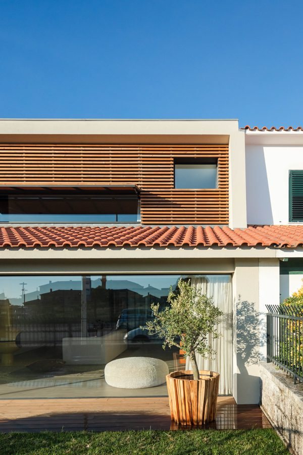 Casa na Marginal — 124