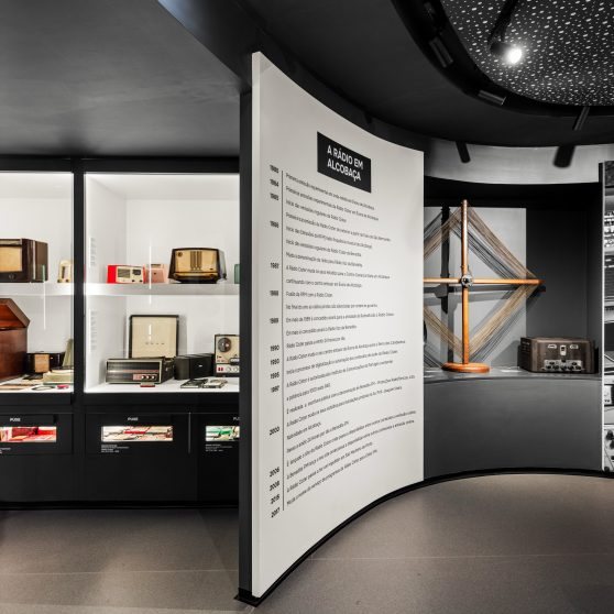 Museu das Máquinas Falantes — 84