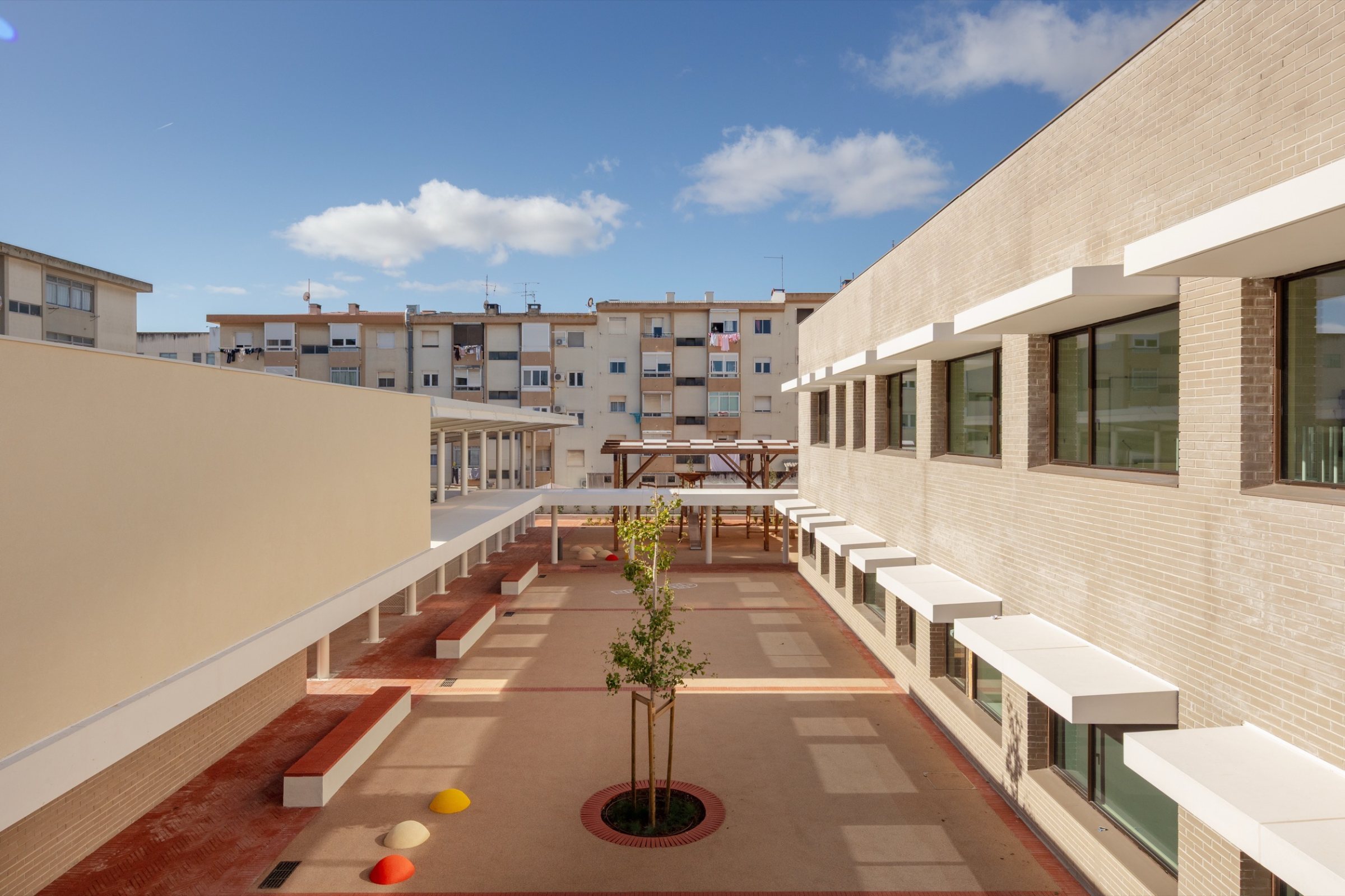 JM_EscolaBásica_Camarate_105.jpg