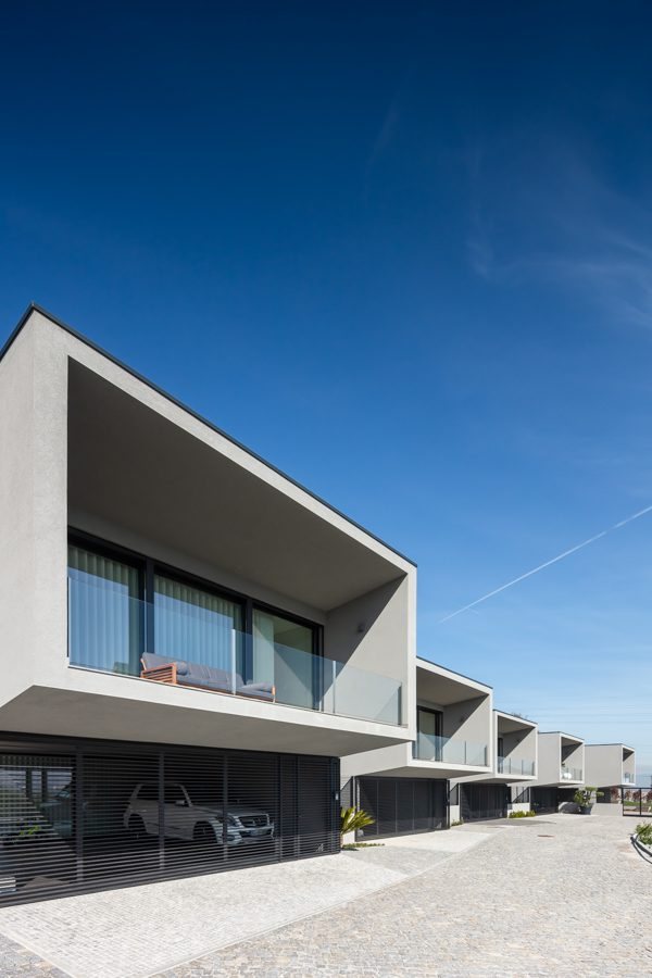 Box XL Houses — 52