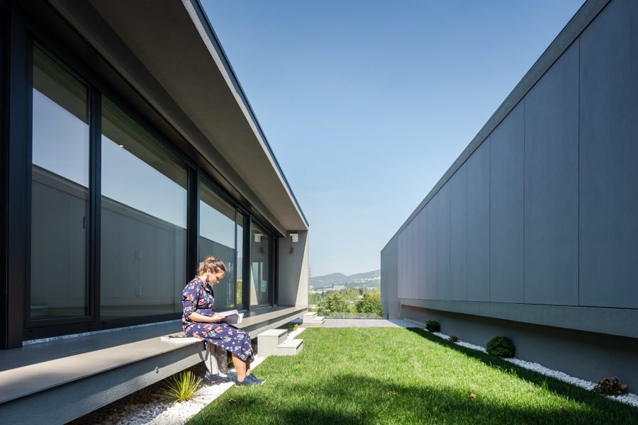 Box XL Houses — 128