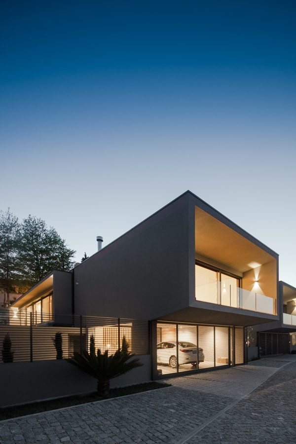 Box XL Houses — 153