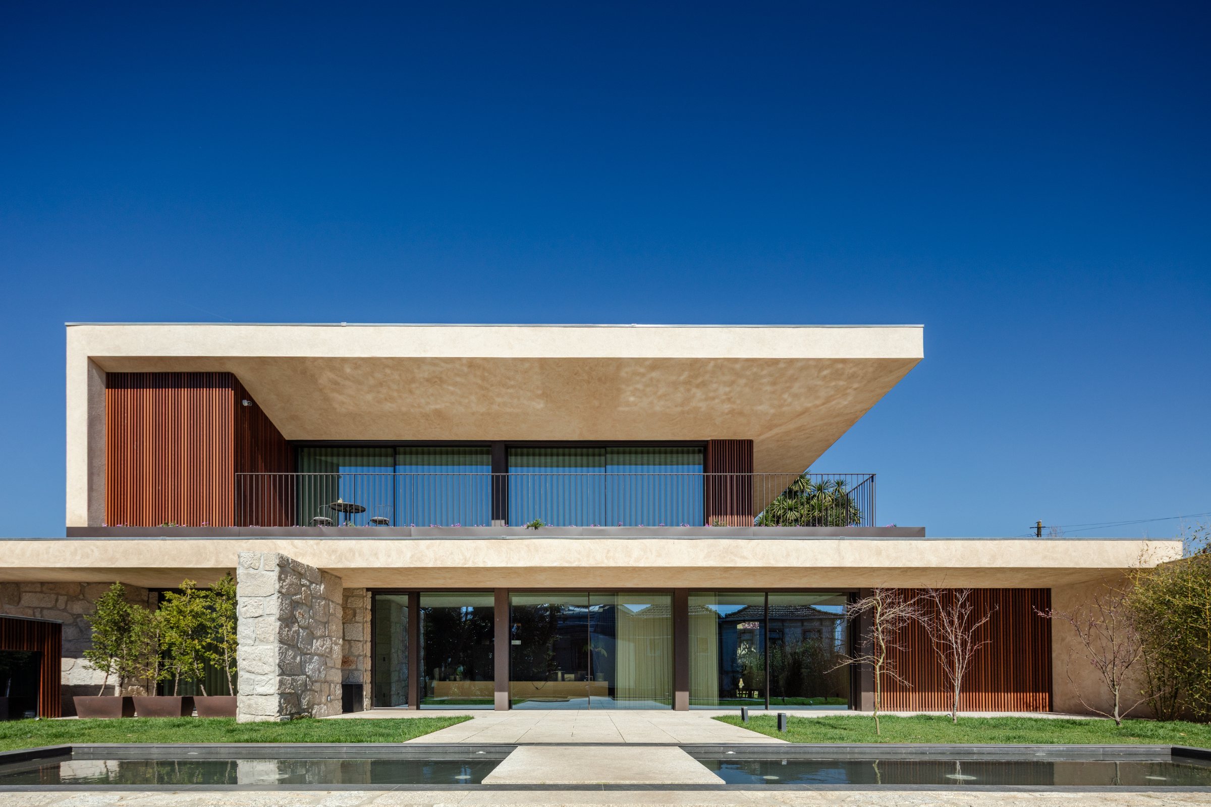 Fonte da Moura House