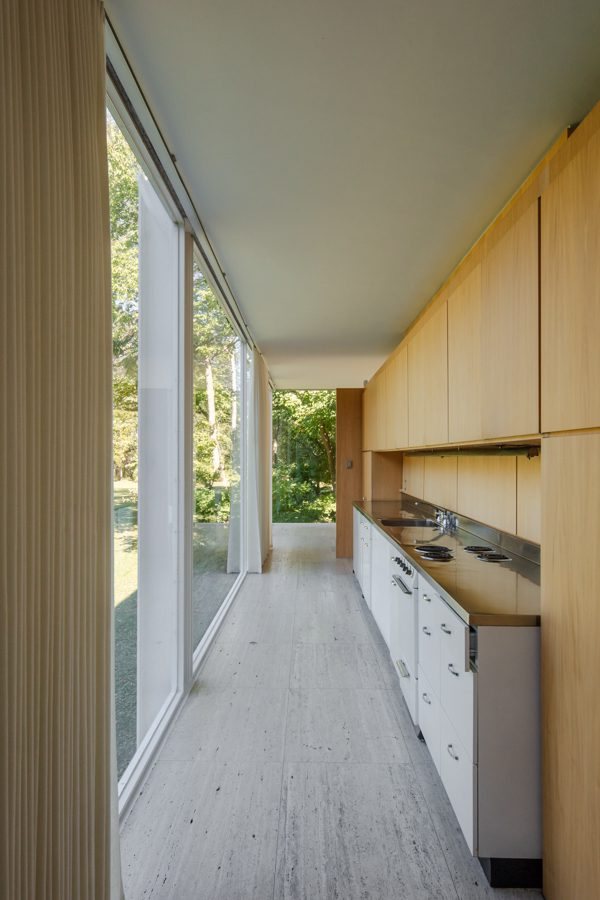 Farnsworth House — 15