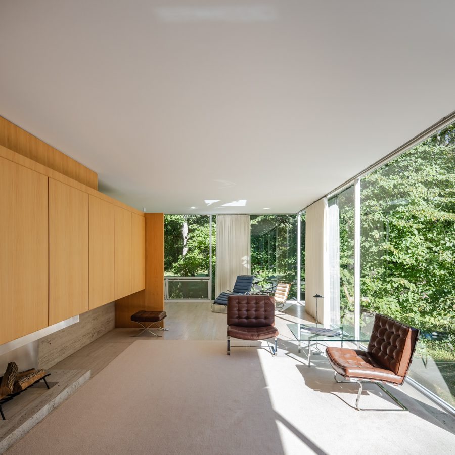 Farnsworth House — 12