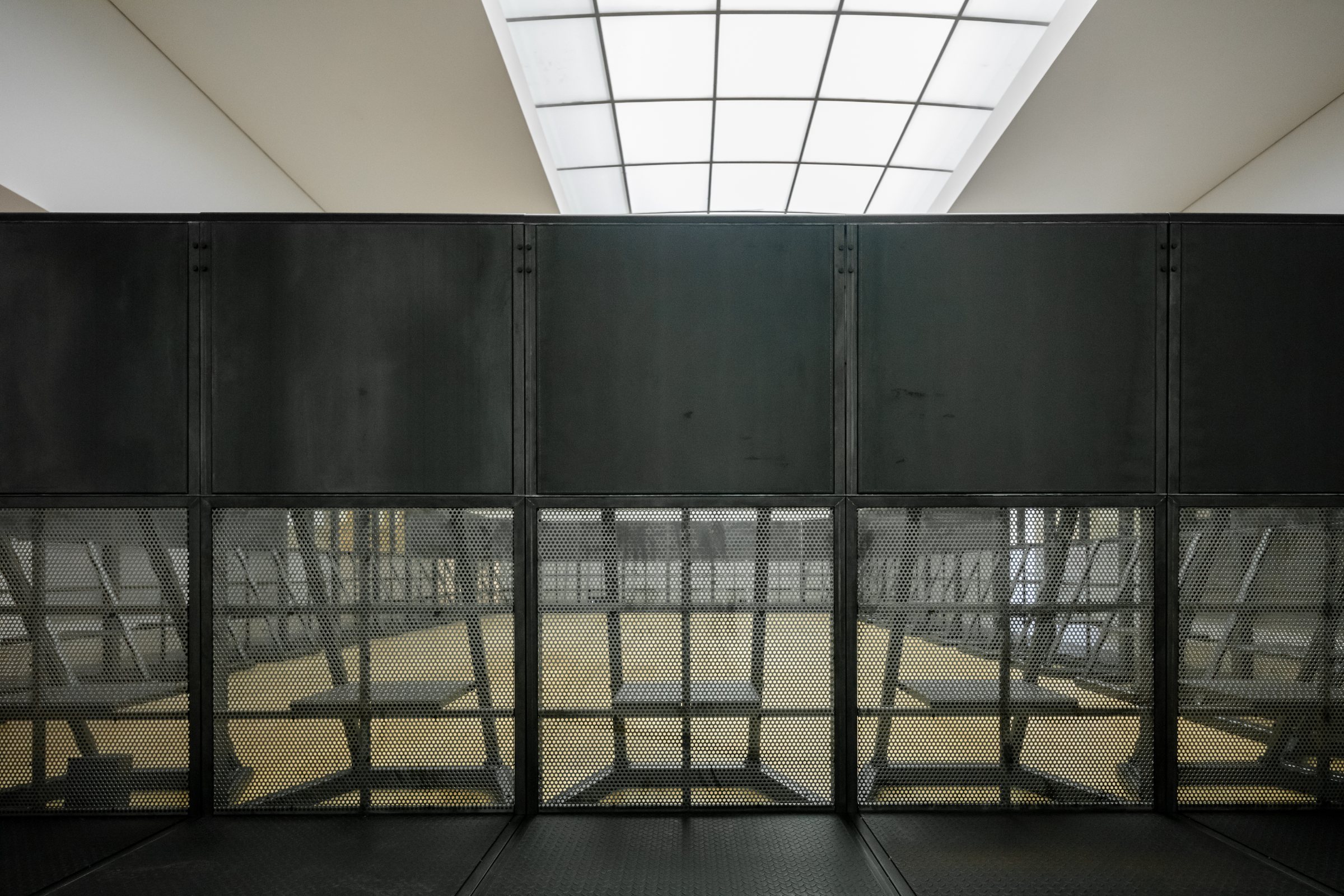 JM_Serralves_Anne_Imhof_007.jpg
