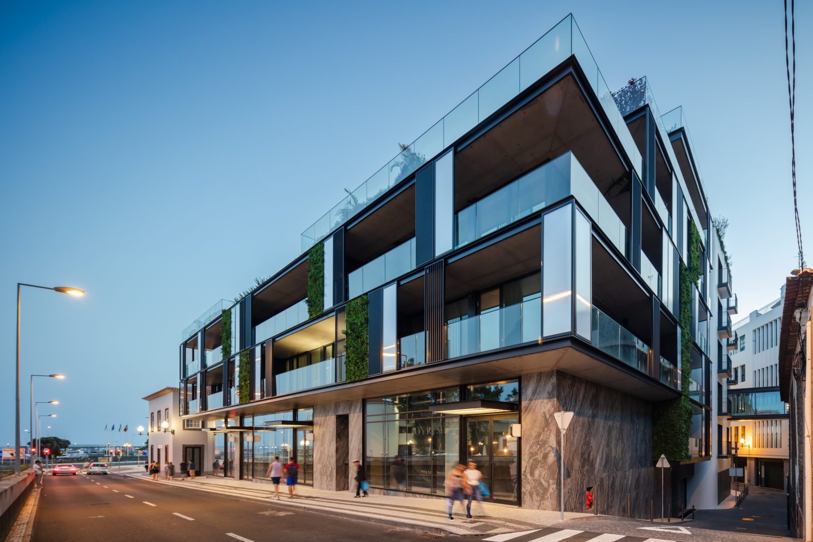 Savoy Residence Insular