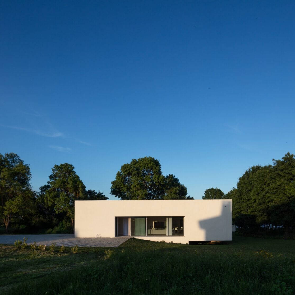 Chaves House — 117