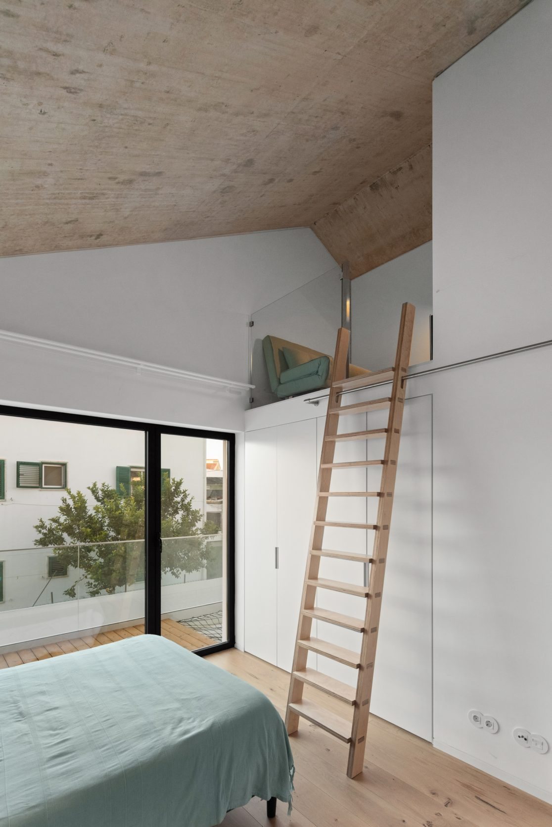 Casa da Árvore — 78