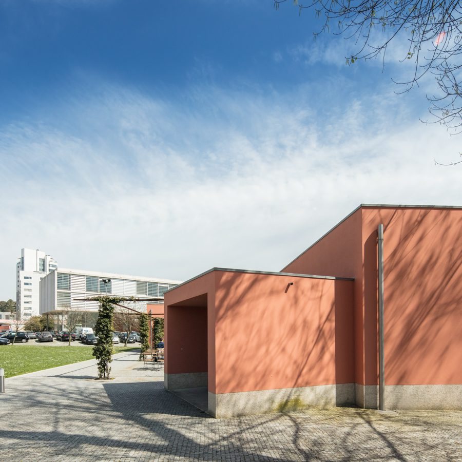 Edifício da Universidade Católica — 26