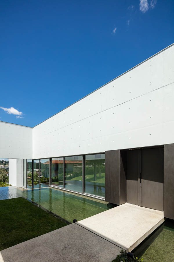 Residential Building in Bom Jesus — 91