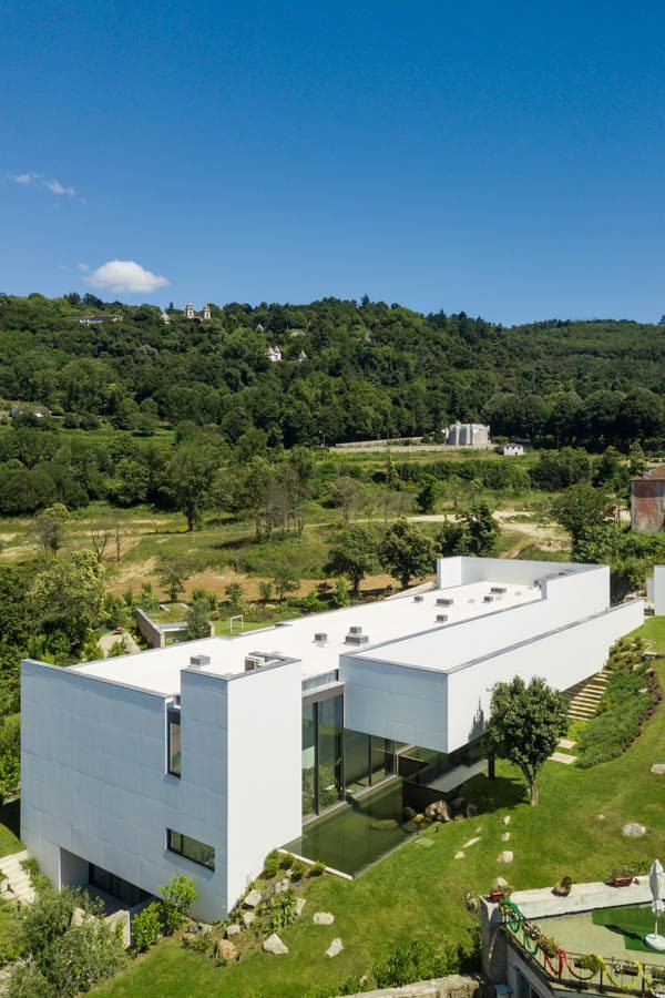 Residential Building in Bom Jesus — 135