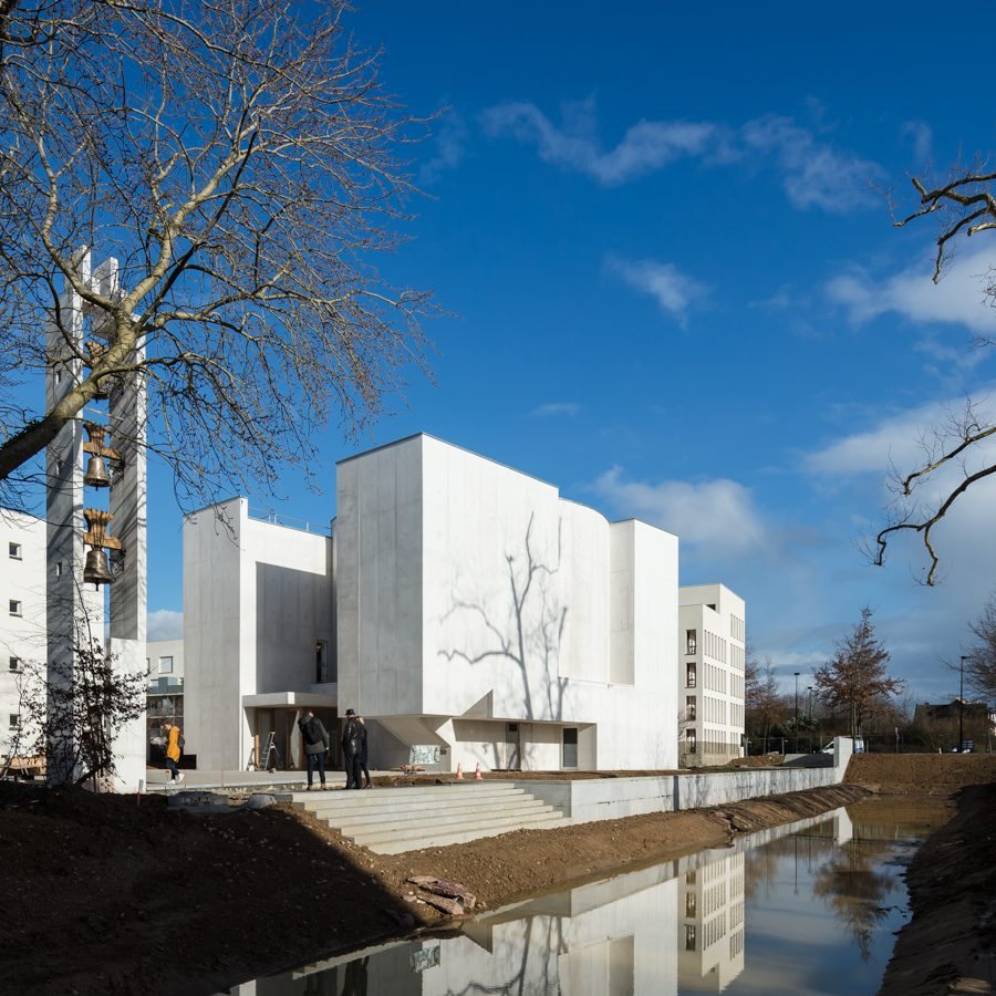 Igreja de Saint-Jacques de la Lande — 18