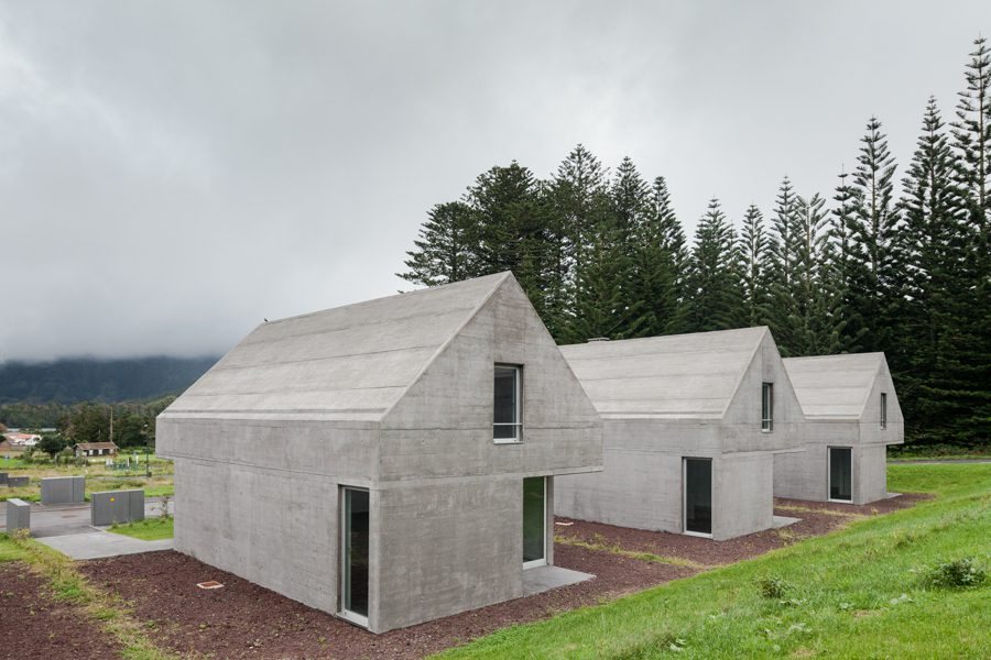 Houses in Sete Cidades — 28